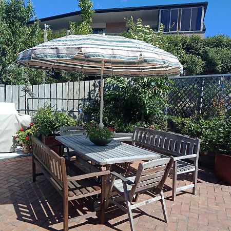 Moana View Bed and Breakfast Picton Eksteriør billede